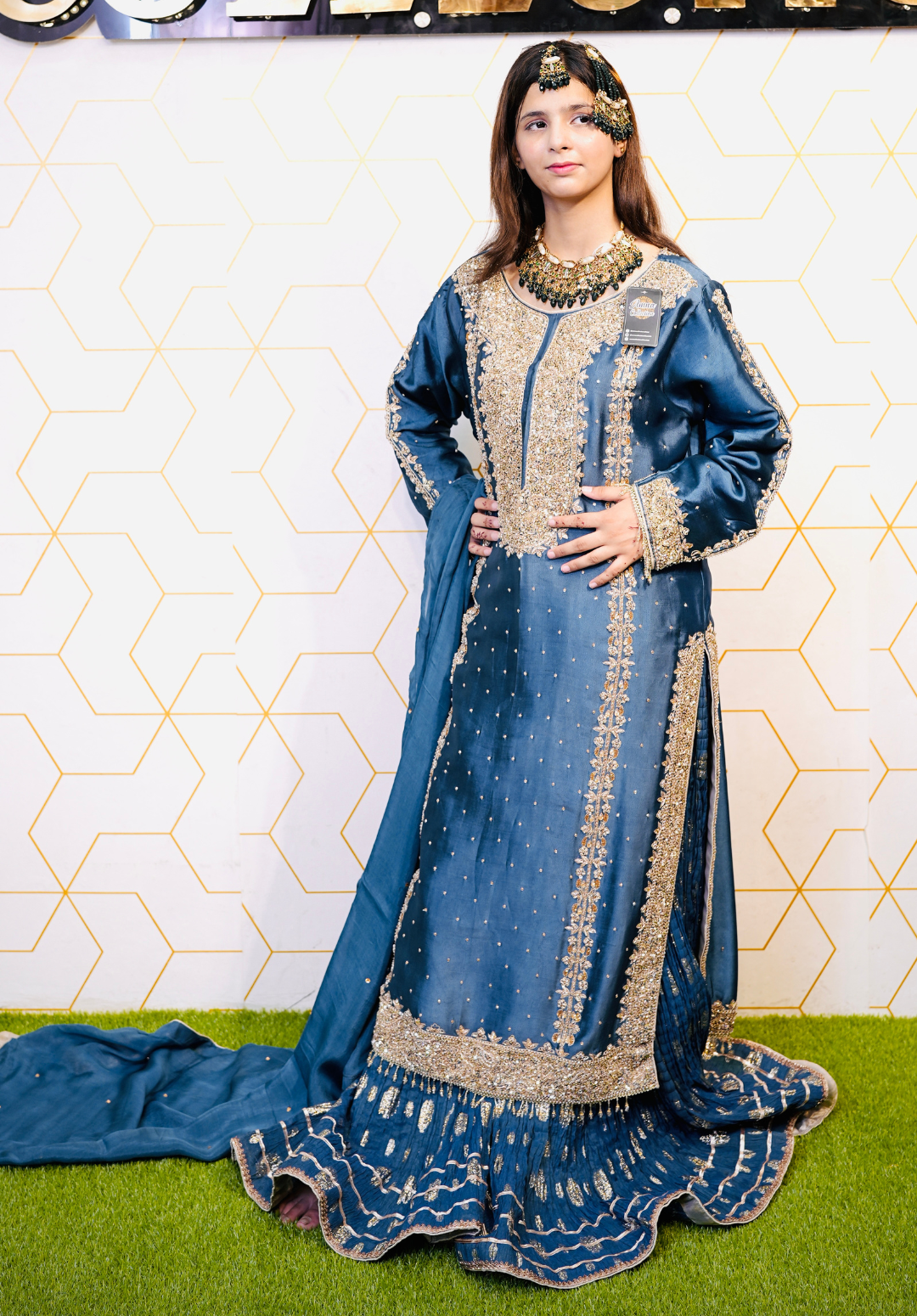 Amna Collection Se001 – Sheesha Silk Bridal Formal with Crystal & Raisham Work