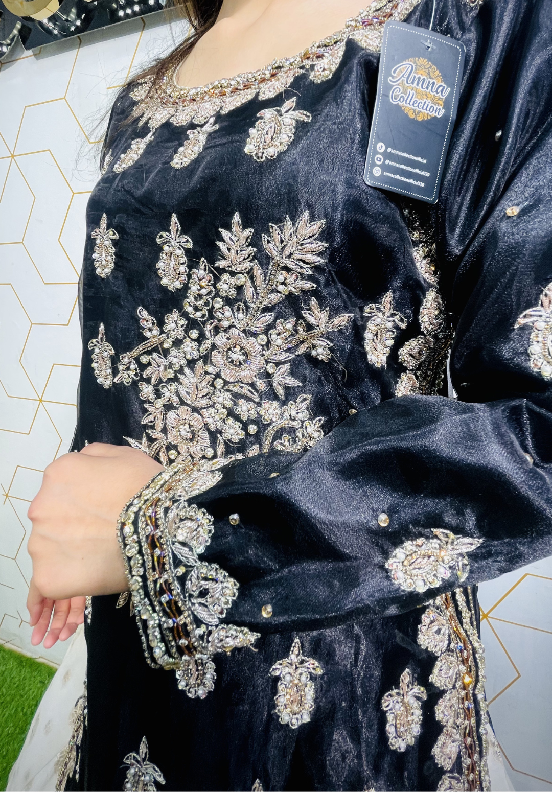 Amna Collection HS016 – Organza Party Wear Formal with Crystal & Raisham Work