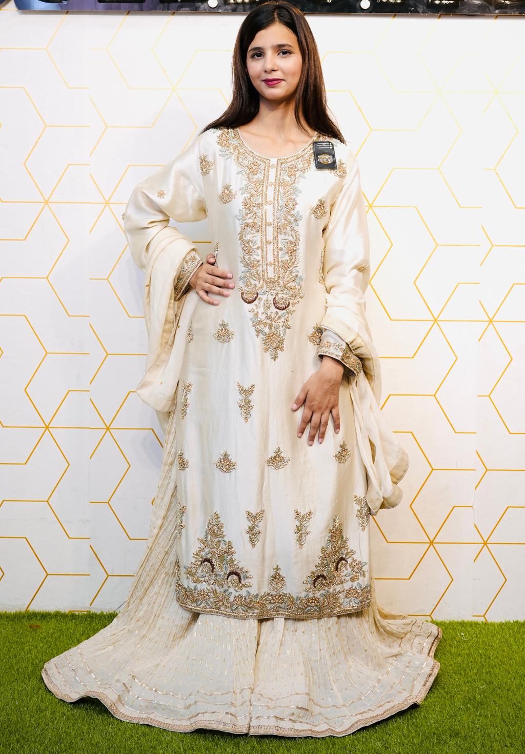 Amna Collection DR010 – Silk Bridal Formal with Pure Silk Dupatta & Crystal Work