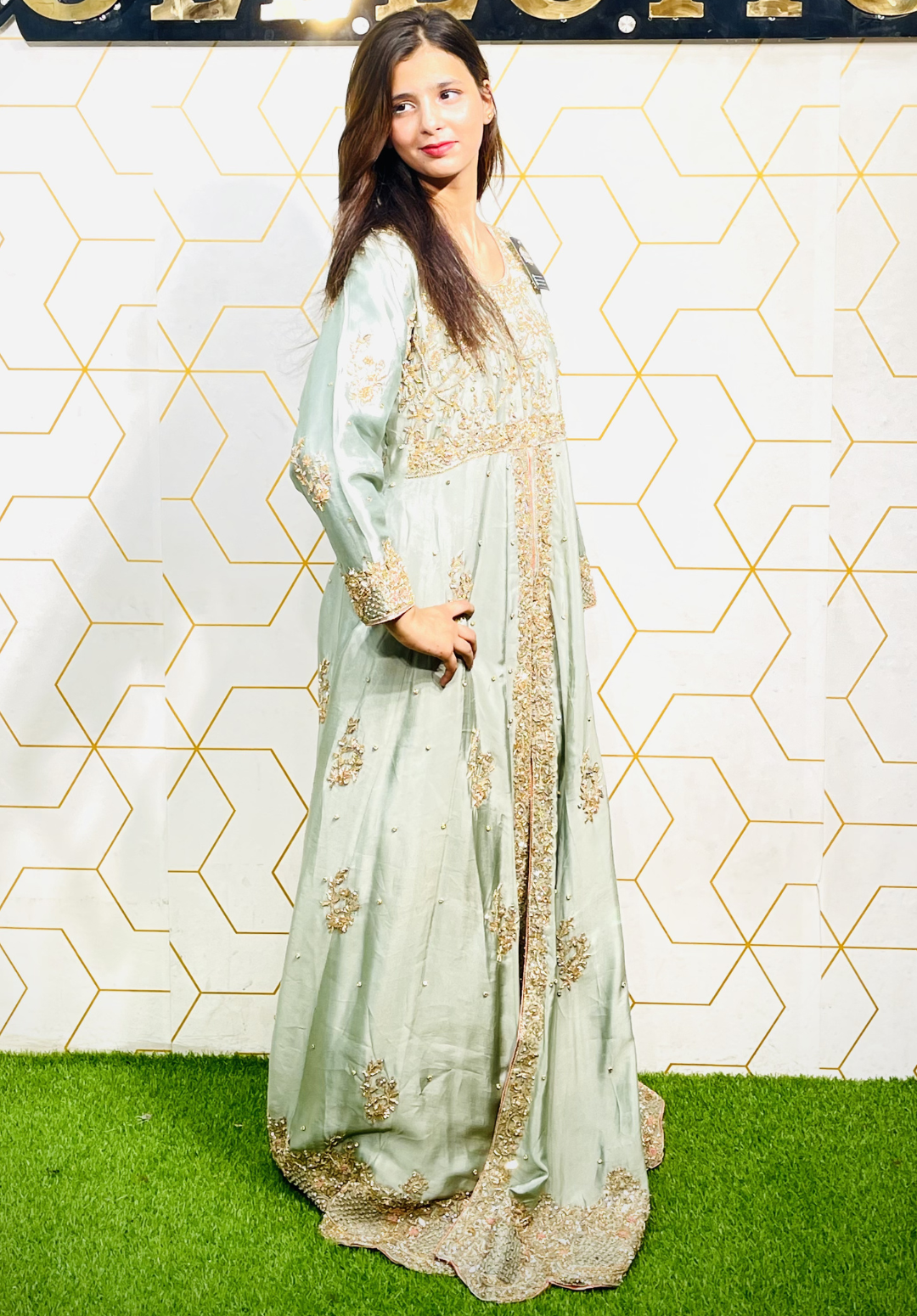Amna Collection Re0041 – Silk & Organza Bridal Formal with Crystal & Raisham Work