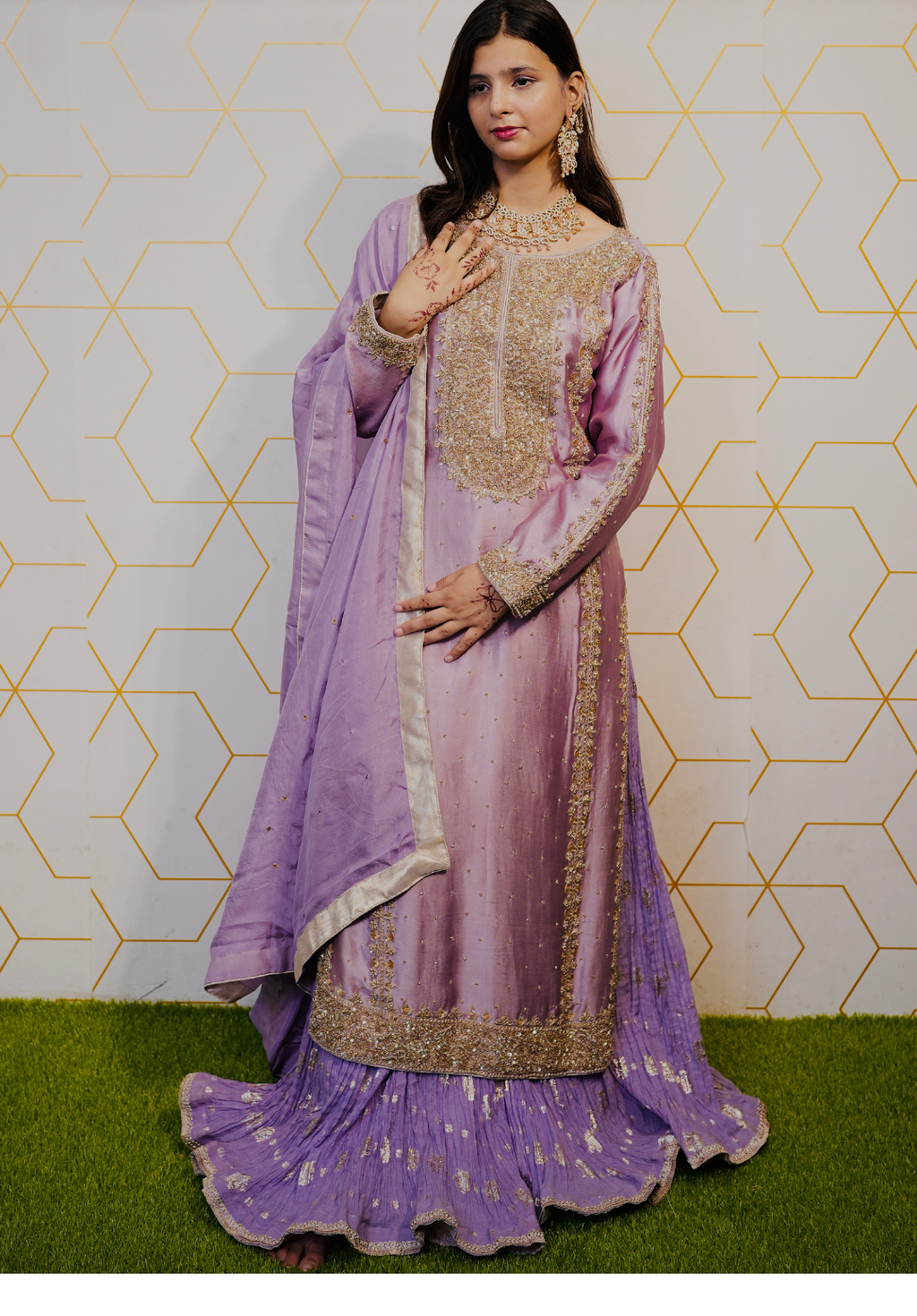 Amna Collection Se001 – Sheesha Silk Bridal Formal with Crystal & Raisham Work