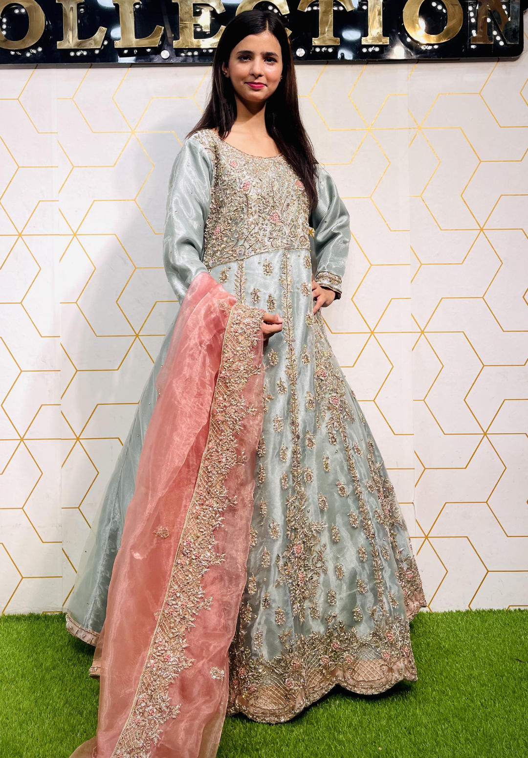 Amna Collection DE052 – Organza Bridal Walima with Crystal & Raisham Work